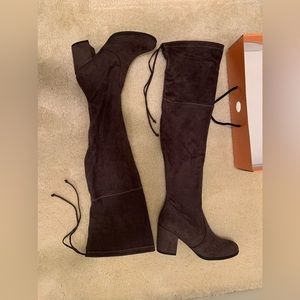 Women’s Unisa dark grey knee high boots size 7